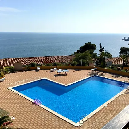 Mediterraneens Avec Piscine *